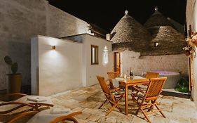 Milestones Modern Suite Trullo Jacuzzi Spa & Relax